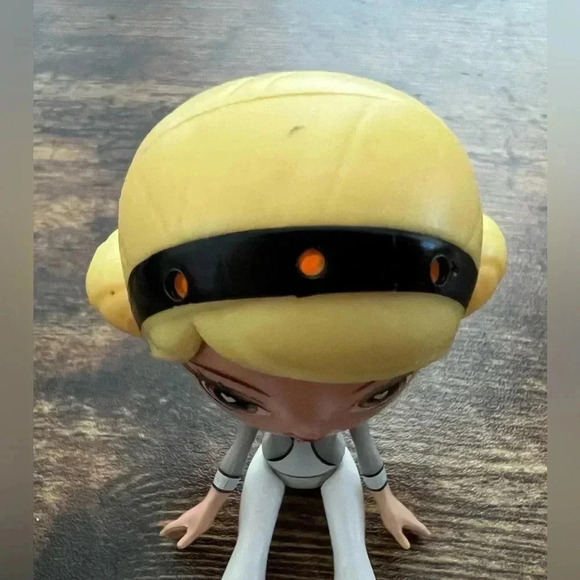 RETIRED: Mattel | Kuu Kuu Harajuku Doll - Picture 9 of 10